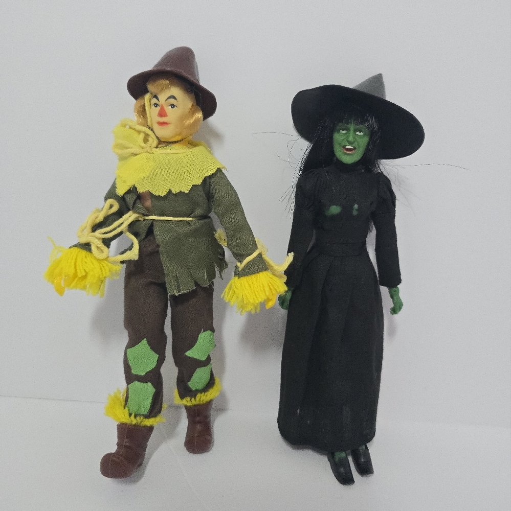 Mego Wizard Of Oz Action Figures Scarecrow And The Wicked Witch Set